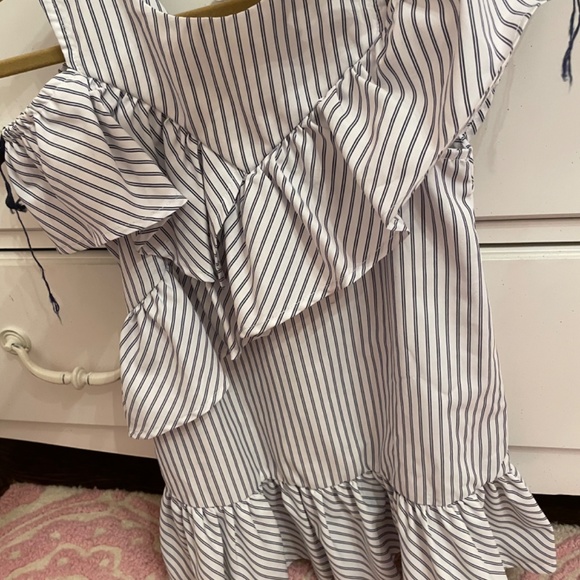 Habitual girl navy and white dress  from Bloomingdales - Picture 3 of 7